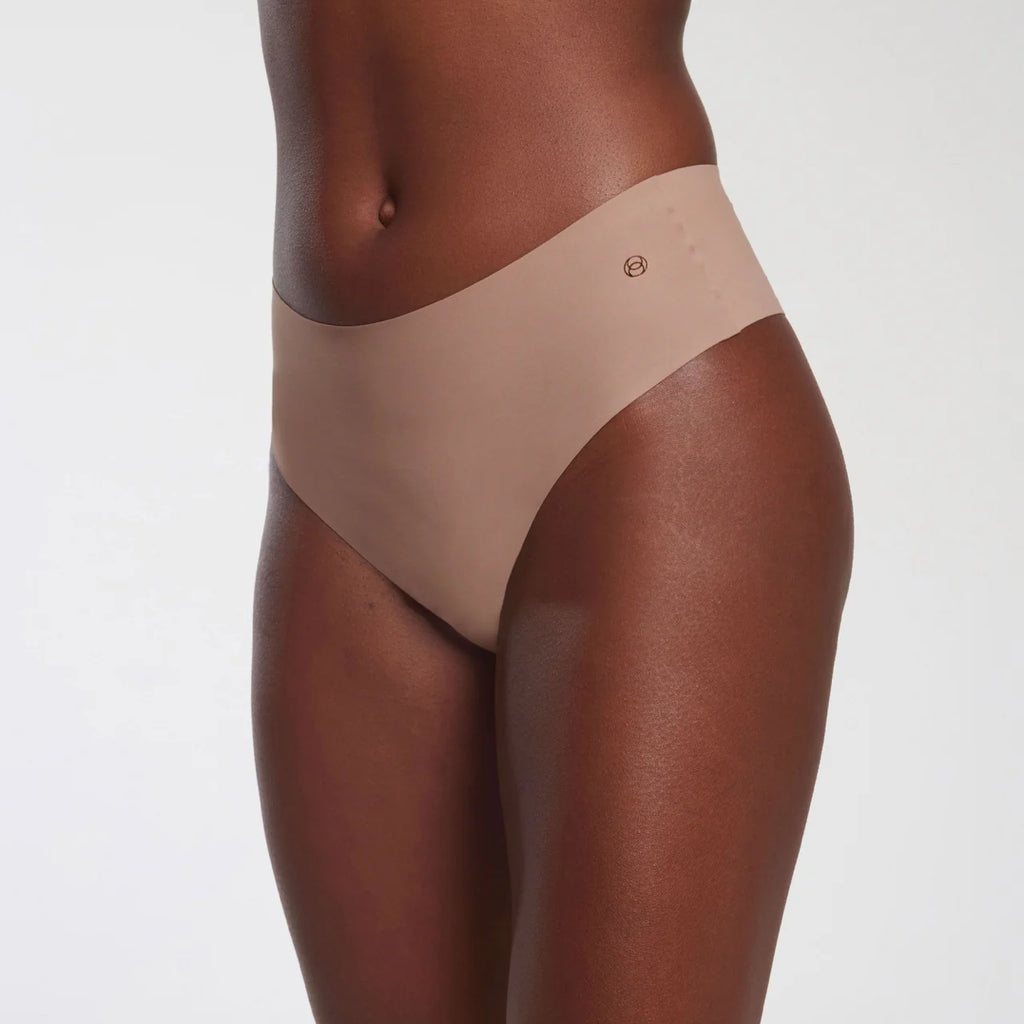 EVELYN & BOBBIE - FREE SHIPPING - High-Waisted Thong Evenly & Bobbie Panties