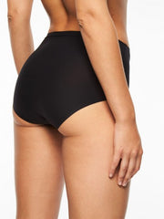 Chantelle Panties - Soft Stretch Seamless Full Brief in One Size 2647 - Black - Thebra